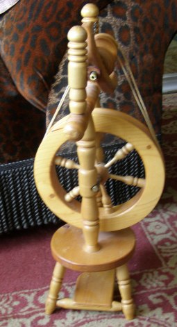 Small Spinning Wheel