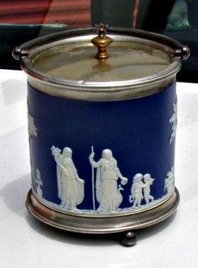 Wedgwood Biscuit Barrell